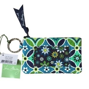 Vera Bradley Blue Zip ID case in Daisy Daisy